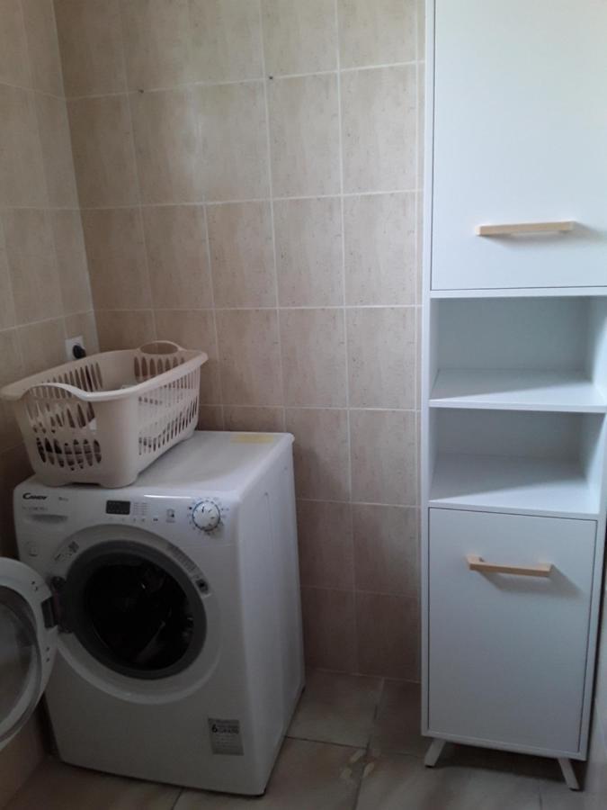 Chez Jo, Bages 66, Appartement 2 Chambres Avec Terrasse Luaran gambar